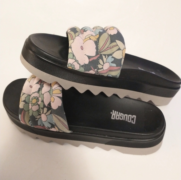Cougar Prato Sandals Women's 11M Black Floral Slide Sport Suede NWOT - Picture 1 of 7